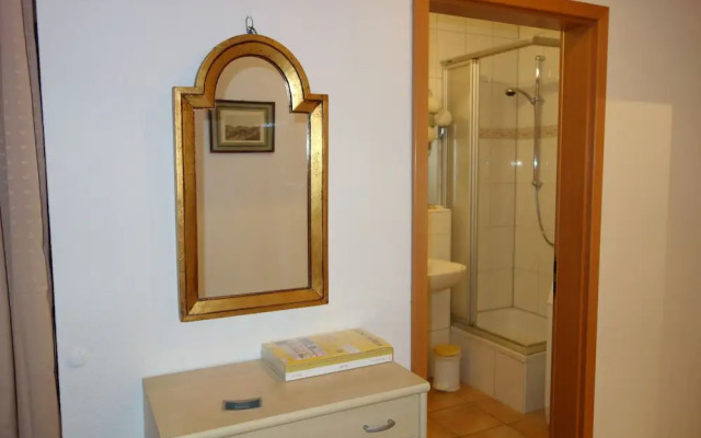 Tolstov-Hotels Big 2 Room Roßstrasse Apartment