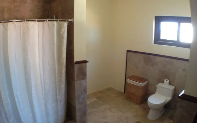 Ocean View Home RO005