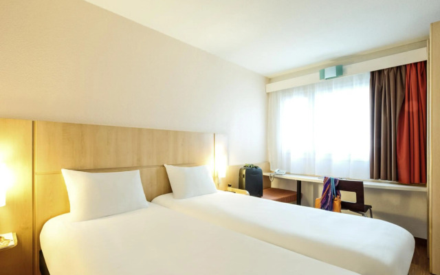 ibis Warszawa Ostrobramska