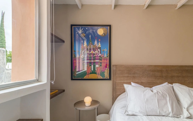 Casa Rosa by Domi Housing