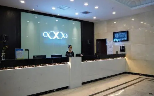 Xi'an Hotel (Yining  Feijichang Road Liuxing Street )