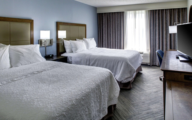 Hampton Inn & Suites Lake Mary At Colonial Townpark