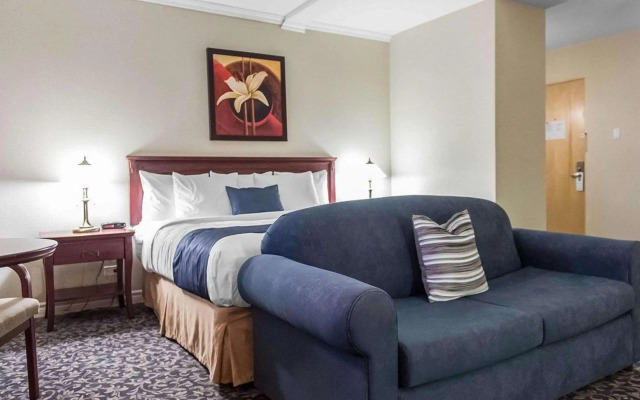 Quality Inn Mont-Laurier