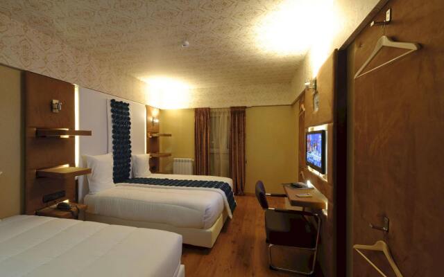 Sever Rio Hotel