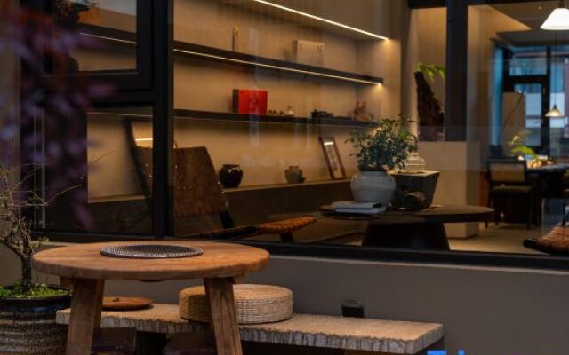 Wuyishan Kelai Like Home Tea House Space