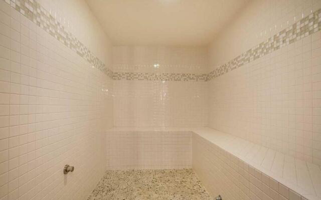 601 Deer Valley Drive