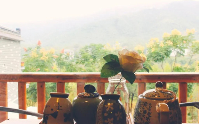 Moganshan Mountain Farmhouse