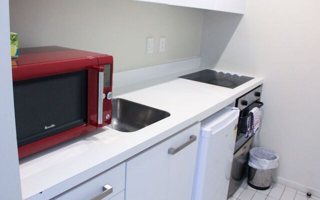 Quadrant 2 Bdr with Seaview & Parking