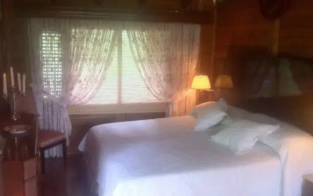 B & B Chalet Santa Eulalia