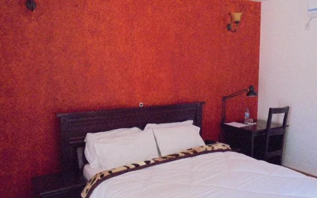 Samanene Hotel