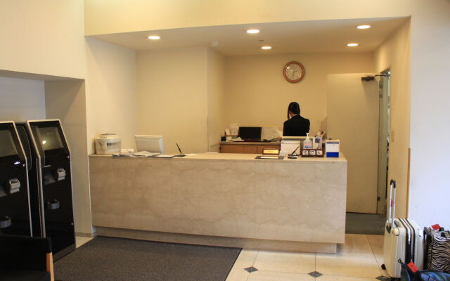 Swanky Hotel Otomo