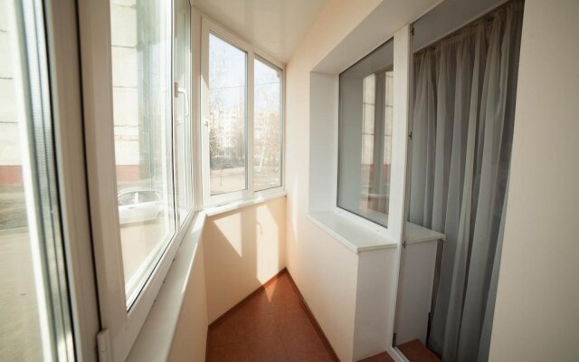 Oazis, Otel'