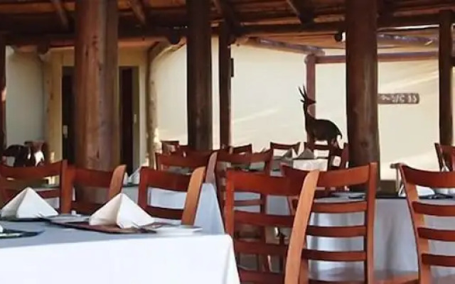 Montebelo Gorongosa Lodge & Safari