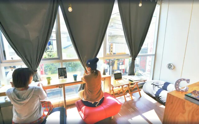 Chillulu Coffee & Hostel