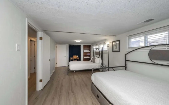 The Grand Elm Suite 2 Sleeps 6