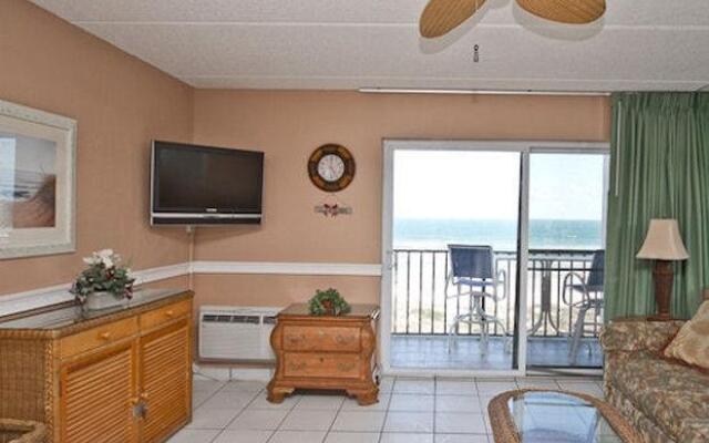 Beacher's Lodge Oceanfront Suites