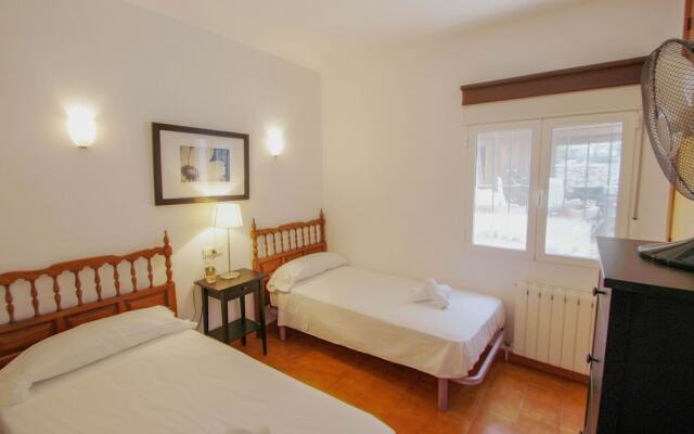 Alma - holiday home with private swimming pool in Benitachell