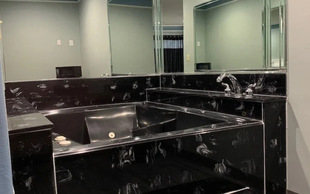 Crystal Suites