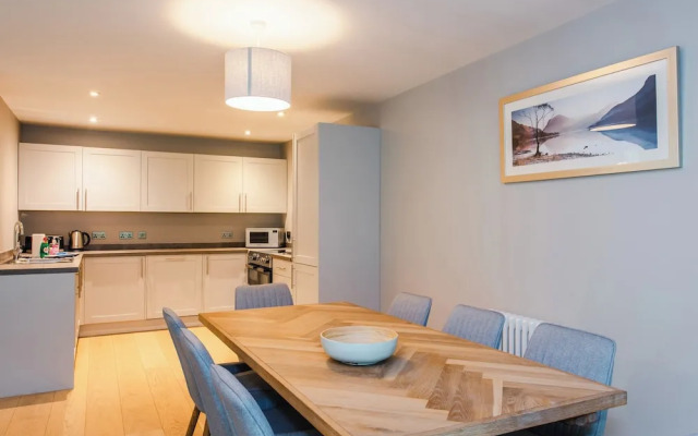 Mountain Hare Apartment