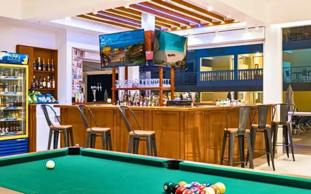 Manousis Aparthotel