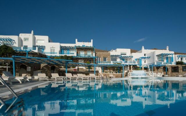 Mykonos Lolita, A Grecotel Resort To Live