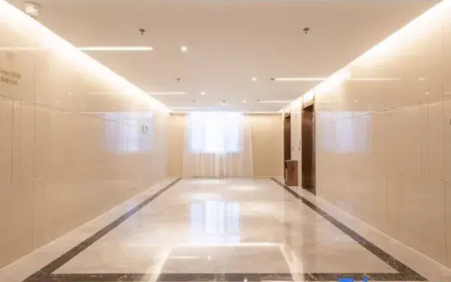 Lavande Hotel (Yuncheng Songjiang Martial Arts School)