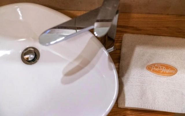 Willa i Domki Pod Reglami