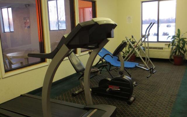 Pinckeyville Inn and Suites