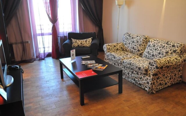 Four Squares Apartments at Polyanka
