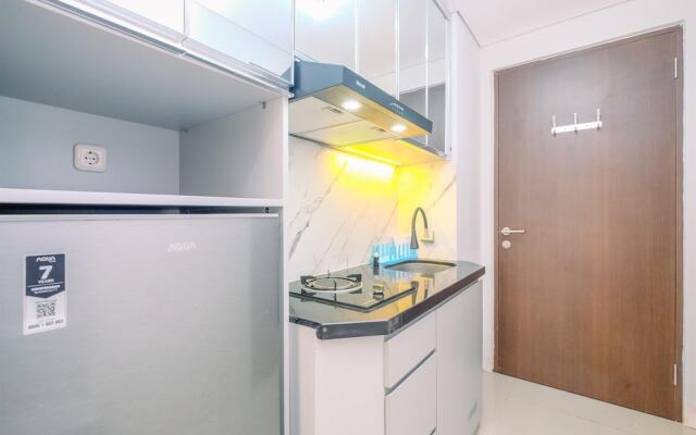 Elegant And Homey Studio Apartment Transpark Juanda Bekasi Timur