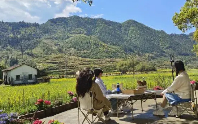 Wuyuan Wanglu Xiaoyin Homestay