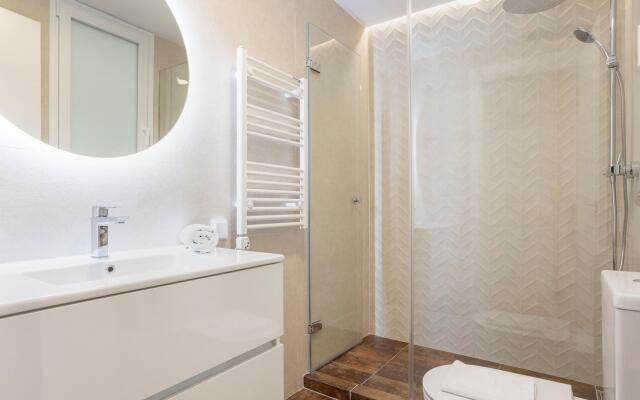 Spectacular 3BD apartment in Santa Cruz neighborhood. Aire I