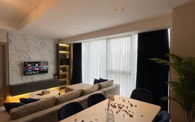 Brand-new 2 1 Luxurious Apartment-near Mall of Istanbul