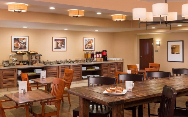 DoubleTree by Hilton Portland - Tigard