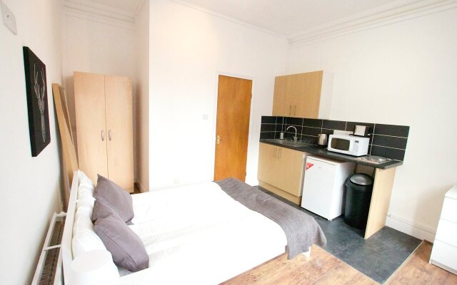 Avonmore Hotel