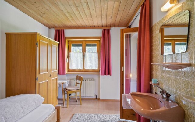 Vibrant Apartment Near Ski Area in Zell am Ziller