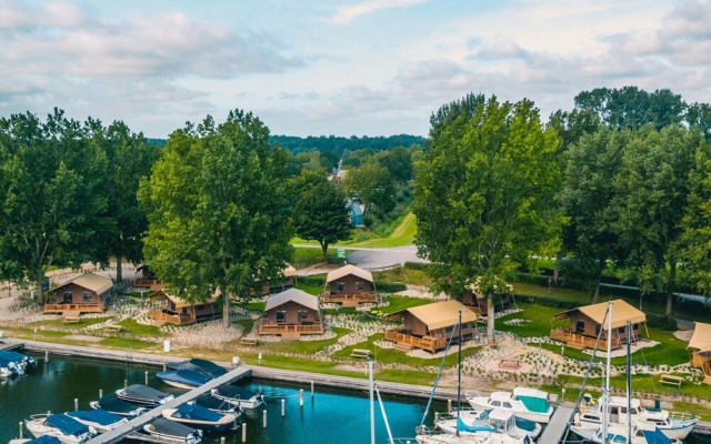 Modern With Dishwasher, 6km From Elburg