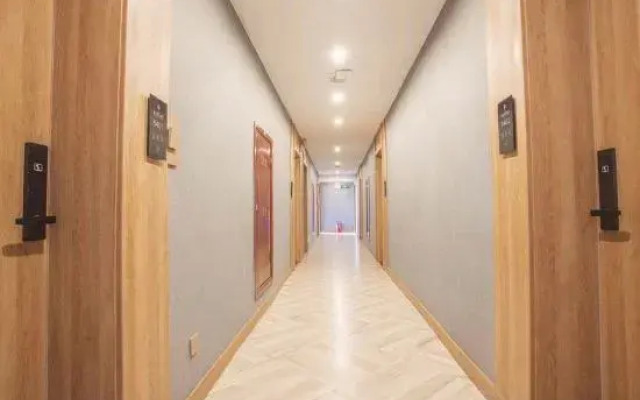 Zunbao Holiday Inn Zhoushan