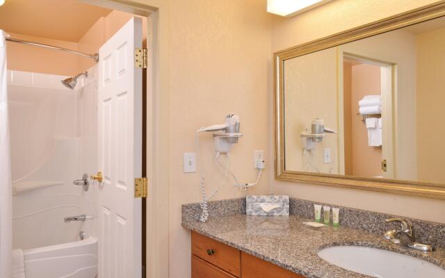 Staybridge Suites Calgary Airport by IHG