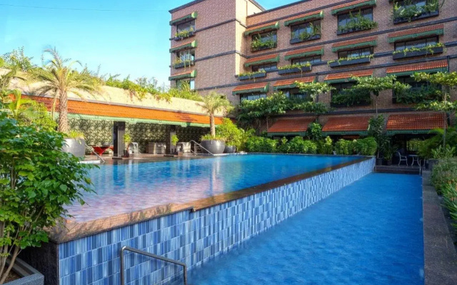 Mayfair Bay Resort Paradeep
