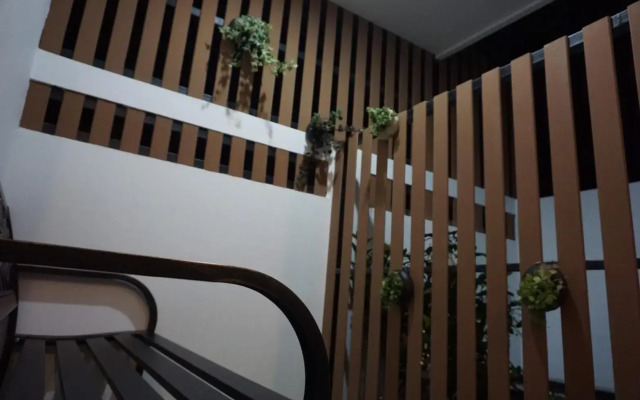 Sureena Hotel