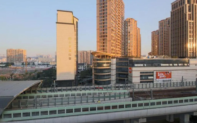 Vienna Hotel Shenzhen Qinghu Metro Station