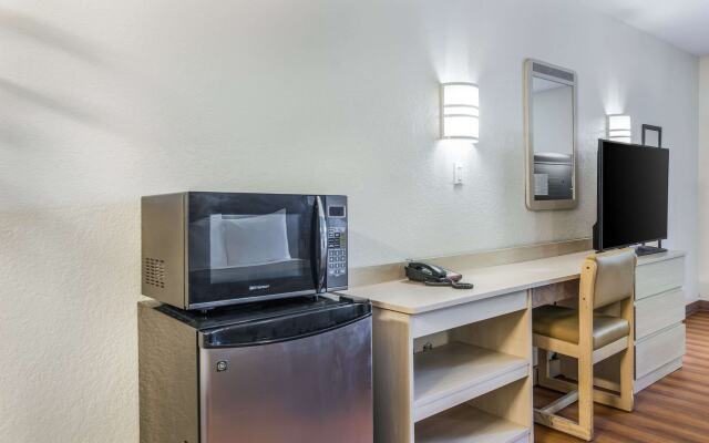 Quality Inn & Suites Columbus West