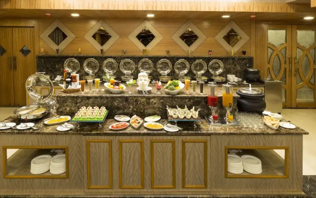 Hotel Benzz Park Vellore