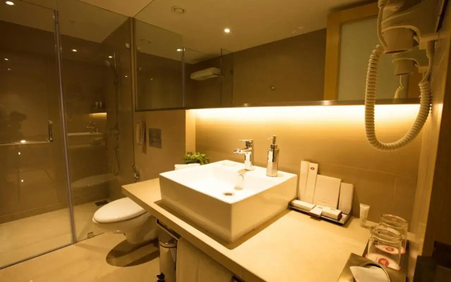 Wow Crest, Indore – IHCL SeleQtions