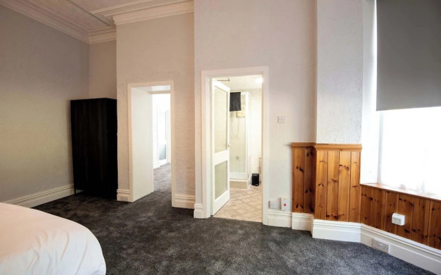 St Andrews by Guestz