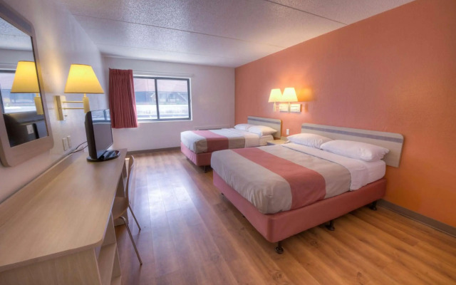 Motel 6 New Haven - Branford, CT