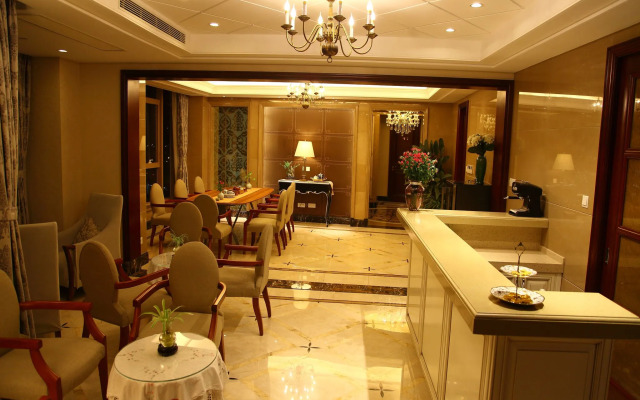 Hangzhou Lingtaoge Hotel