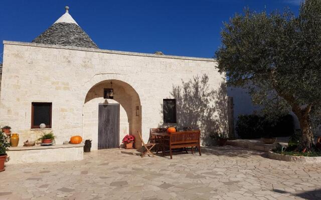 Agli Antichi Trulli B&B In Masseria