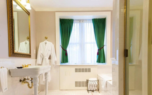 Castle Hotel & Spa